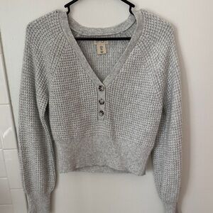 Jessica Simpson Gray V-Neck Buttoned Women's Cable Knit Sweater